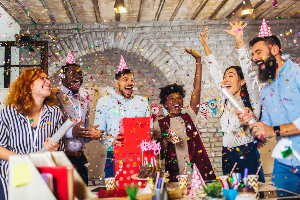 Comment réussir une fête d’anniversaire ? fete anniversaire adulte