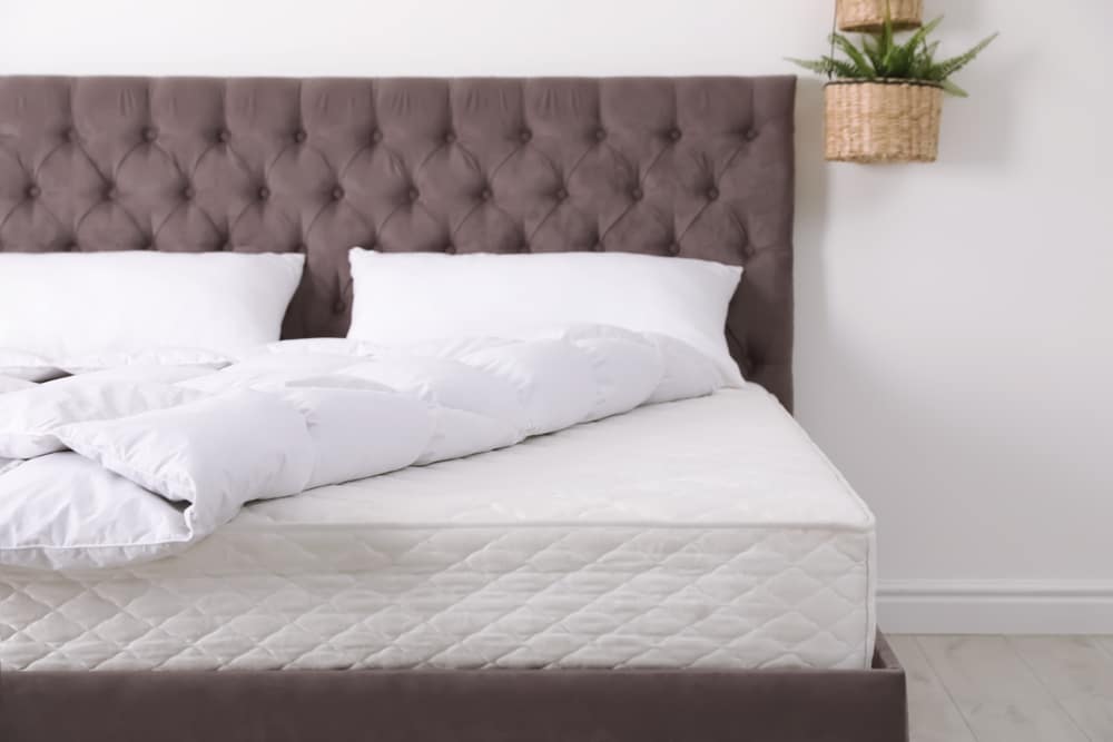 lit avec matelas